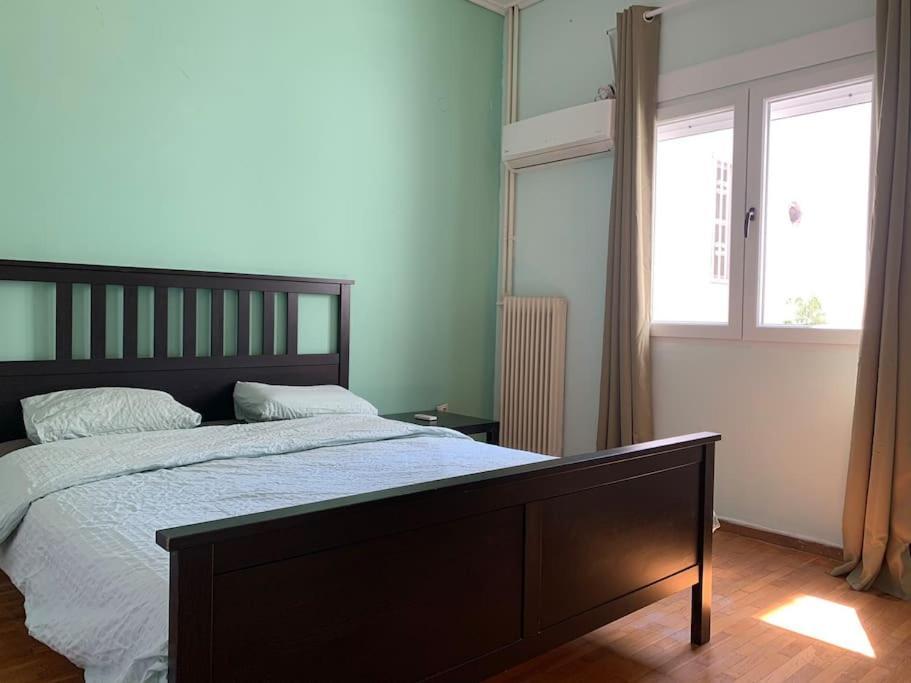 2 Bedroom Apartment 300 Meters Metro Aghios Loanis Athens Exterior photo